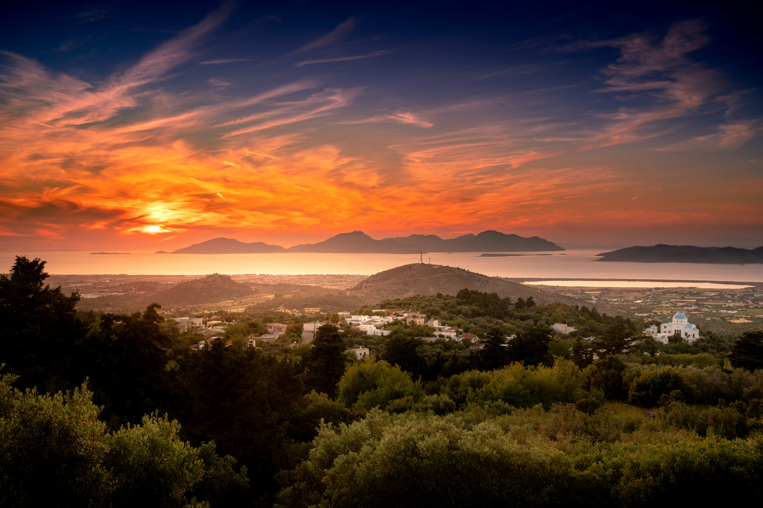 Zonsondergang in het dorpje Zia